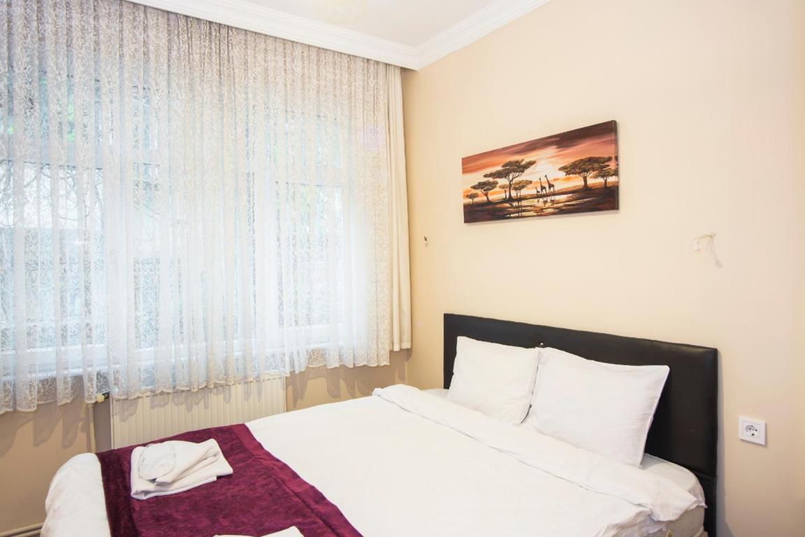 Divan Wooden Guesthouse Istanbul Exterior photo